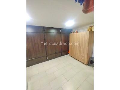 Casa de 2 alcobas en venta en Castilla, Medellín, 65 m² · foto 10 de 18