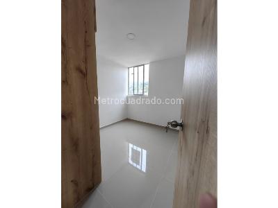 Apartamento de 3 alcobas en venta en La Navarra, Bello, 58 m² · foto 14 de 19