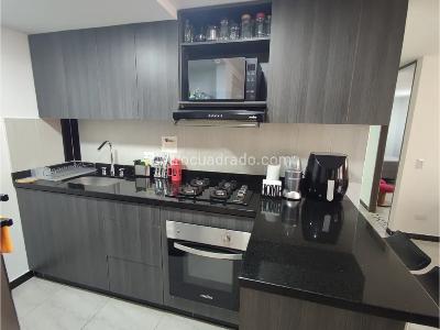 Apartamento de 2 alcobas en venta en Machado, Bello, 60 m² · foto 2 de 15