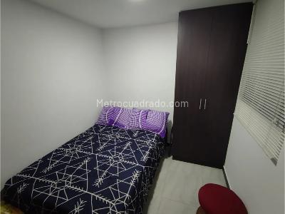 Apartamento de 2 alcobas en venta en Machado, Bello, 60 m² · foto 12 de 15