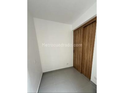 Apartamento de 3 alcobas en venta en La Gabriela, Bello, 54 m² · foto 3 de 10