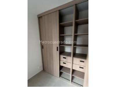 Apartamento de 3 alcobas en venta en Tres Esquinas, Rionegro, 50 m² · foto 4 de 8