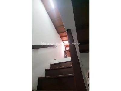 Casa de 4 alcobas en venta en Robledo Tulioanes, Medellín, 78 m² · foto 8 de 13