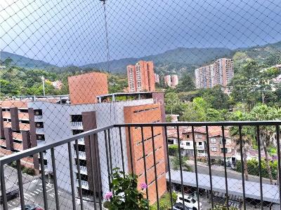Apartamento de 3 alcobas en venta en Camino Verde, Envigado, 60 m² · foto 5 de 20