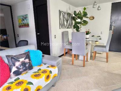 Apartamento de 3 alcobas en venta en Camino Verde, Envigado, 60 m² · foto 9 de 20