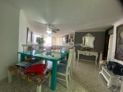 Apartamento de 3 alcobas en arriendo en Altos De Riomar, Barranquilla, 128 m² · foto 3 de 8