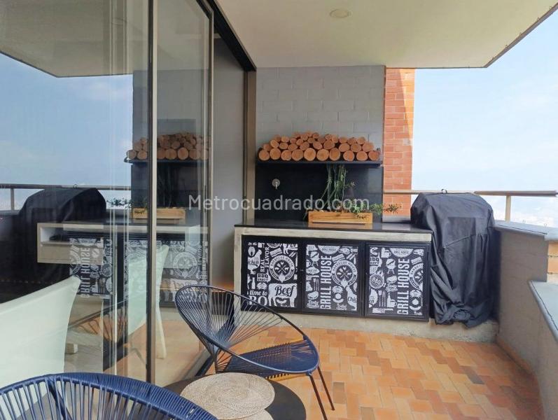 2BR Apartment in EL TESORO (127 m²) - 4