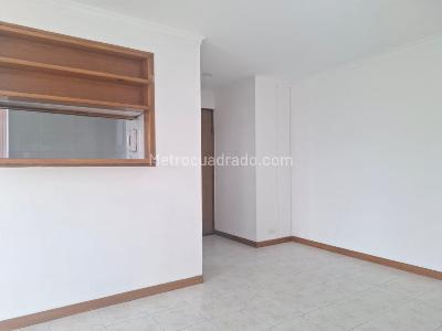 Apartamento en venta en El Poblado, Medellín · foto 4 de 17