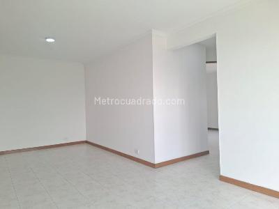 Apartamento en venta en El Poblado, Medellín · foto 5 de 17