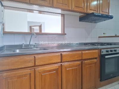 Apartamento en venta en El Poblado, Medellín · foto 7 de 17