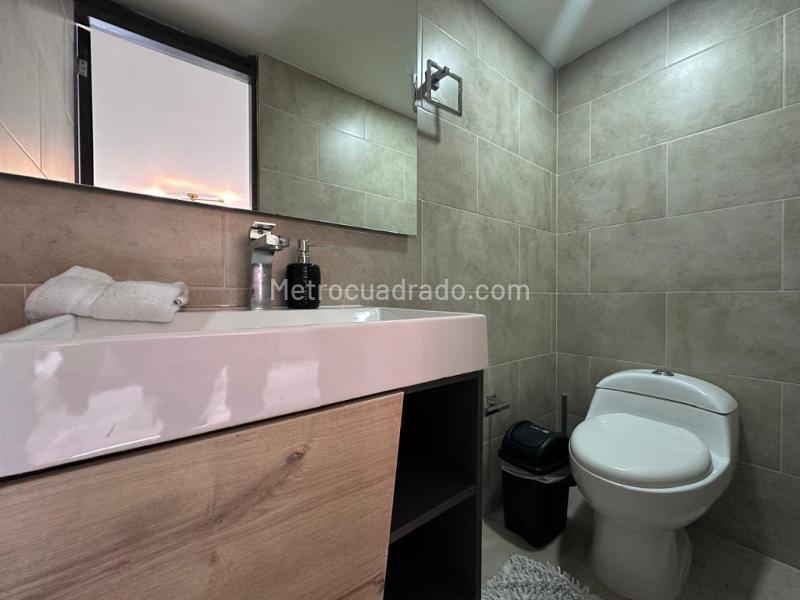 Apartamento en Arriendo, El Poblado, Medellín - Więcej