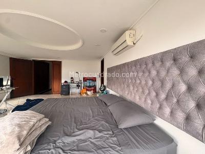 Apartamento de 4 alcobas en arriendo en El Poblado, Medellín, 590 m² · foto 9 de 20