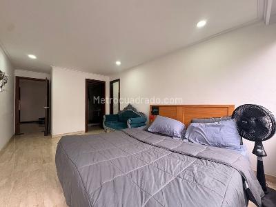Apartamento de 4 alcobas en arriendo en El Poblado, Medellín, 590 m² · foto 13 de 20