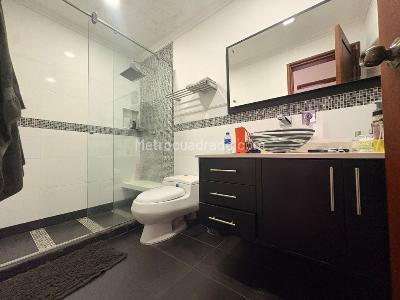 Apartamento de 4 alcobas en arriendo en El Poblado, Medellín, 590 m² · foto 16 de 20