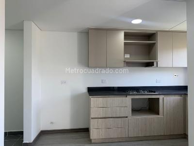 Apartamento de 3 alcobas en venta en Poblado Las Palmas, Medellín, 75 m² · foto 2 de 17