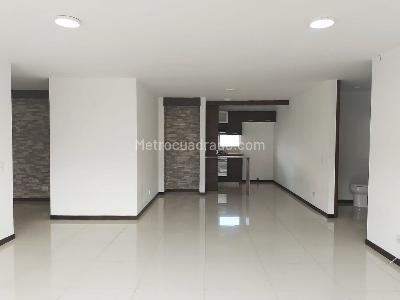 Apartamento de 3 alcobas en arriendo en El Poblado, Medellín, 135 m² · foto 2 de 18