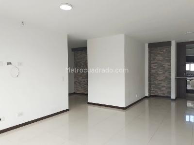 Apartamento de 3 alcobas en arriendo en El Poblado, Medellín, 135 m² · foto 3 de 18