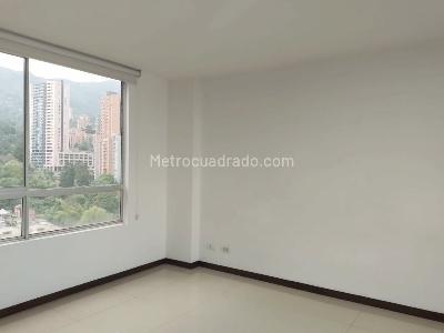 Apartamento de 3 alcobas en arriendo en El Poblado, Medellín, 135 m² · foto 10 de 18