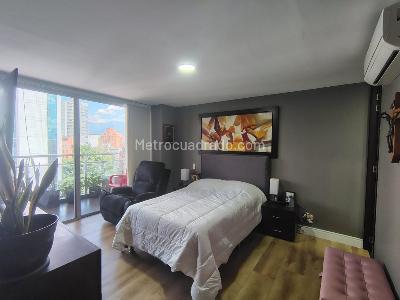 Apartamento de 2 alcobas en venta en El Poblado, Medellín, 112 m² · foto 3 de 19