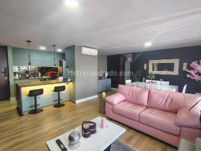 Apartamento de 2 alcobas en venta en El Poblado, Medellín, 112 m² · foto 11 de 19