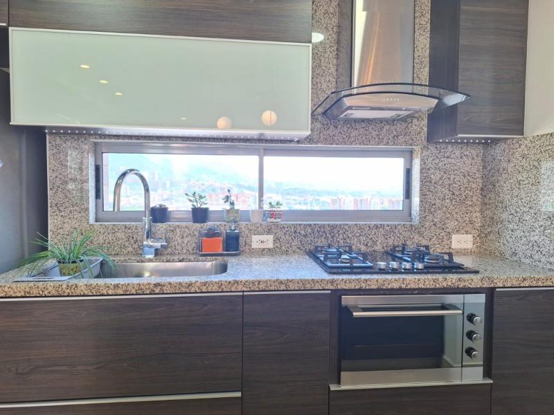 Apartamento en Arriendo, El Poblado, Medellín – další