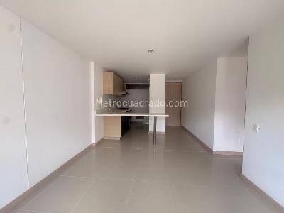 Apartamento de 2 alcobas en arriendo en San Jose, Sabaneta, 64 m² · foto 3 de 13