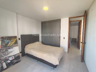 Apartamento de 3 alcobas en arriendo en El Poblado, Medellín, 118 m² · foto 4 de 20