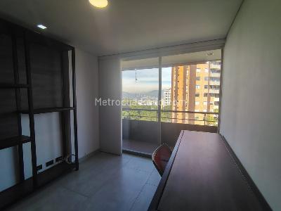 Apartamento de 3 alcobas en arriendo en El Poblado, Medellín, 118 m² · foto 6 de 20