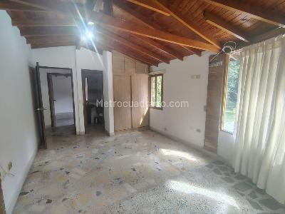 Casa de 4 alcobas en arriendo en Señorial, Envigado, 220 m² · foto 10 de 20