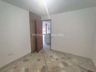 Casa de 4 alcobas en arriendo en Señorial, Envigado, 220 m² · foto 15 de 20