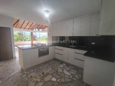 Casa de 4 alcobas en arriendo en Señorial, Envigado, 220 m² · foto 7 de 20