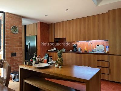 Casa de 3 alcobas en arriendo en Las Brujas, Envigado, 201 m² · foto 7 de 16