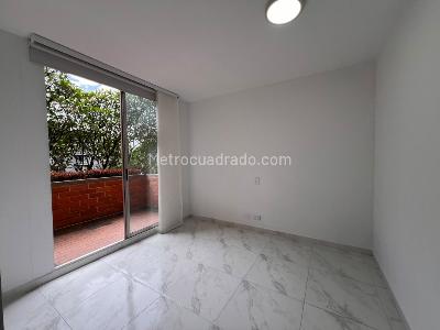 Apartamento de 3 alcobas en venta en El Poblado, Medellín, 113 m² · foto 13 de 14