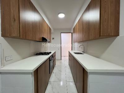 Apartamento de 3 alcobas en venta en El Poblado, Medellín, 113 m² · foto 4 de 14