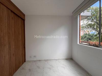 Apartamento de 3 alcobas en venta en El Poblado, Medellín, 113 m² · foto 8 de 14