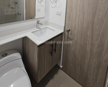 Apartamento de 3 alcobas en venta en San Jose, Sabaneta, 66 m² · foto 11 de 11