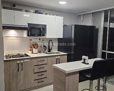Apartamento de 3 alcobas en venta en San Jose, Sabaneta, 66 m² · foto 2 de 11