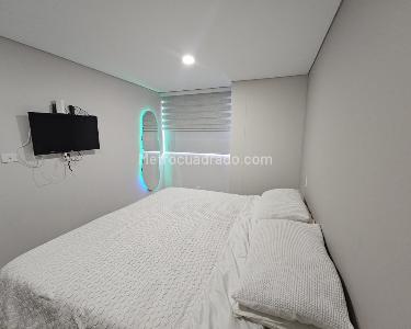 Apartamento de 3 alcobas en venta en San Jose, Sabaneta, 66 m² · foto 8 de 11