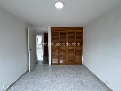 Apartamento de 3 alcobas en venta en El Poblado, Medellín, 138 m² · foto 10 de 15