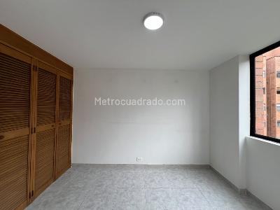 Apartamento de 3 alcobas en venta en El Poblado, Medellín, 138 m² · foto 13 de 15