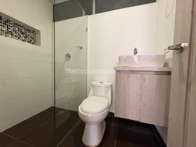 Apartamento de 2 alcobas en venta en Aves Maria, Sabaneta, 74 m² · foto 12 de 13