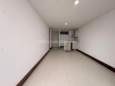 Apartamento de 2 alcobas en venta en Aves Maria, Sabaneta, 74 m² · foto 2 de 13
