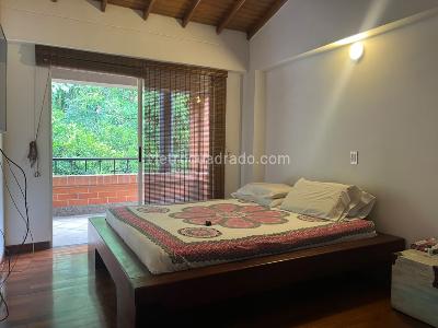 Casa de 4 alcobas en arriendo en Zona 5, Envigado, 219 m² · foto 7 de 20
