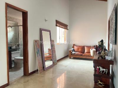Casa de 4 alcobas en arriendo en Zona 5, Envigado, 219 m² · foto 12 de 20