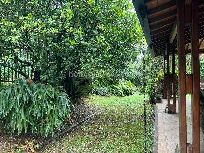 Casa de 4 alcobas en arriendo en Zona 5, Envigado, 219 m² · foto 20 de 20