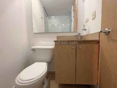 Apartamento de 3 alcobas en arriendo en San Jose, Sabaneta, 76 m² · foto 2 de 15
