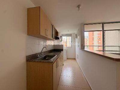 Apartamento de 3 alcobas en arriendo en San Jose, Sabaneta, 76 m² · foto 9 de 15