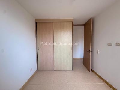 Apartamento de 3 alcobas en arriendo en San Jose, Sabaneta, 76 m² · foto 15 de 15