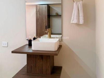 Casa de 1 alcoba en venta en Lleras, Medellín, 350 m² · foto 11 de 13