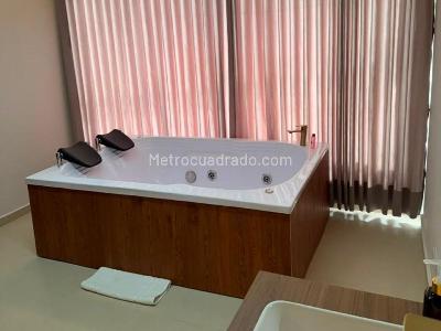 Casa de 1 alcoba en venta en Lleras, Medellín, 350 m² · foto 3 de 13